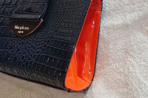 トラベルセットの入れ物はオリジナルポーチ